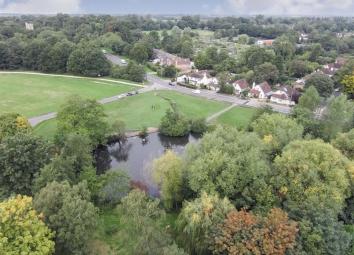 End terrace house For Sale in Epsom