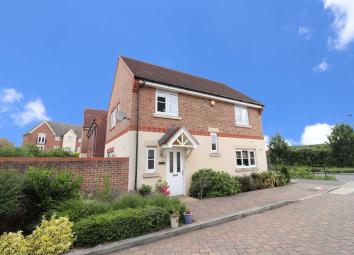 Detached house For Sale in Bracknell