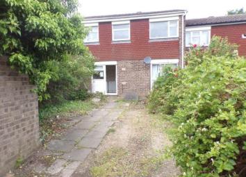 Terraced house For Sale in Bedford