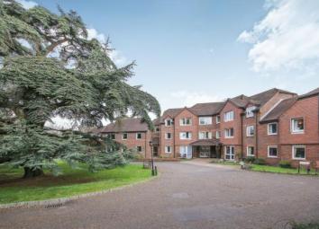 Flat For Sale in Haslemere