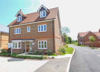 Detached house For Sale in Reading