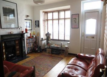 End terrace house For Sale in Hull