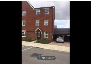 3 Bedroom Semi-detached house to rent