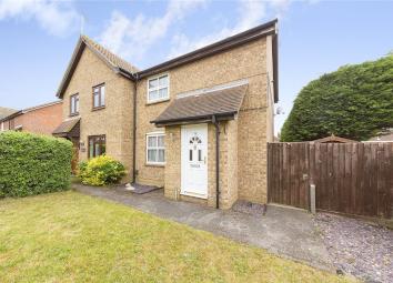 Semi-detached house For Sale in Chelmsford