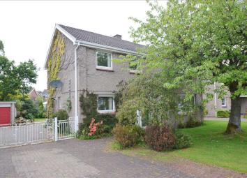 Detached house For Sale in Hamilton