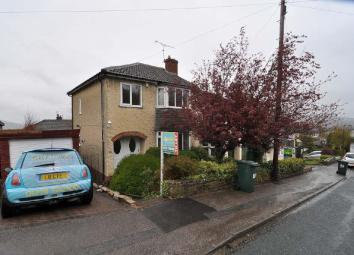 Semi-detached house To Rent in Shipley
