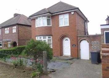 Detached house For Sale in Ilkeston