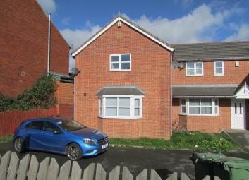 Town house To Rent in Wakefield