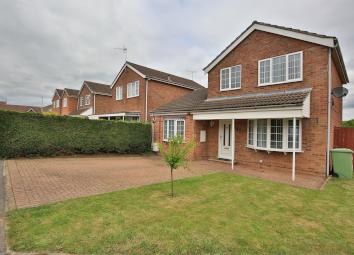 Detached house For Sale in Grantham