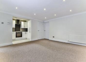 Flat To Rent in Wilmslow