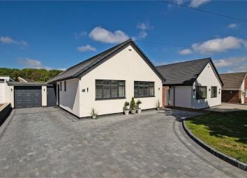 Detached bungalow For Sale in Liverpool