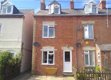 End terrace house For Sale in Stonehouse