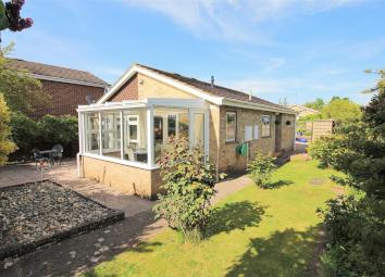 Detached bungalow For Sale in Ross-on-Wye