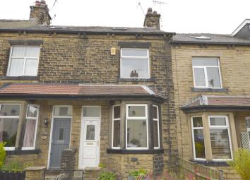 Terraced house For Sale in Pudsey