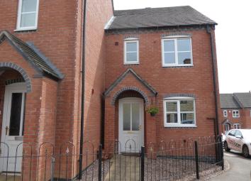 Semi-detached house For Sale in Swadlincote