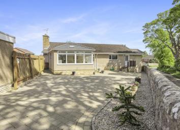 Detached house For Sale in Balerno