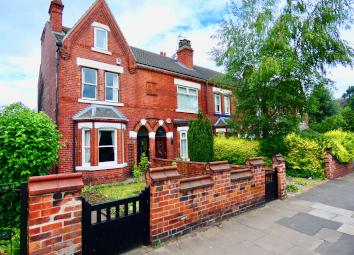 End terrace house For Sale in Doncaster
