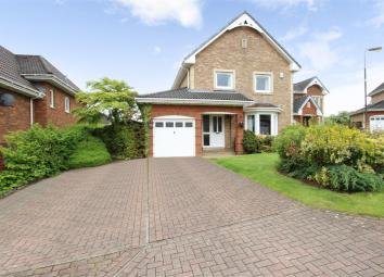 Detached house For Sale in Livingston