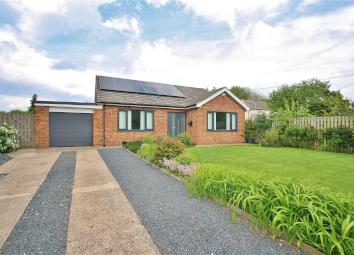 Bungalow For Sale in Immingham