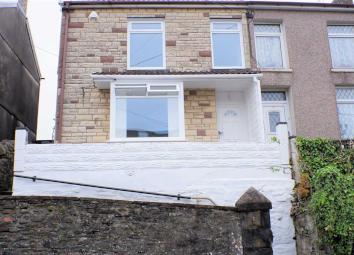 Semi-detached house For Sale in Porth