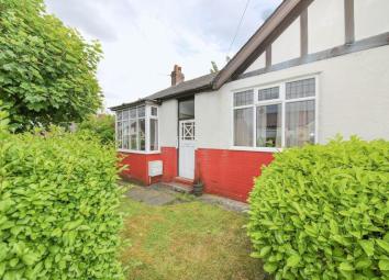 Semi-detached bungalow For Sale in Wigan