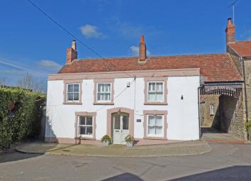 Detached house For Sale in Wincanton