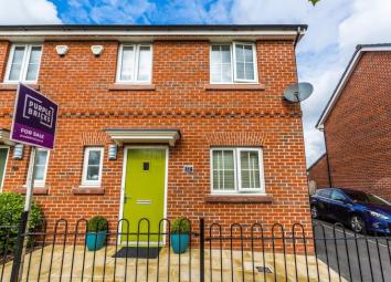 Semi-detached house For Sale in Oldham