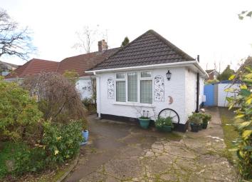 Bungalow To Rent in Cardiff