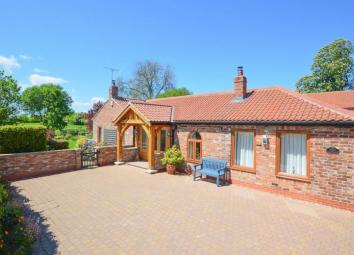 Detached house For Sale in Driffield