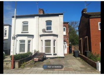 Flat To Rent in Southport