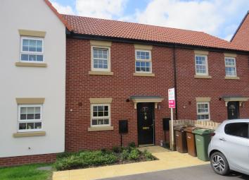 Town house For Sale in Pontefract