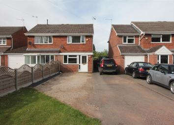 Semi-detached house For Sale in Leicester