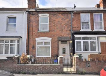 Terraced house To Rent in Gloucester