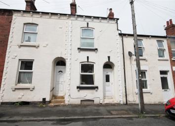 Terraced house For Sale in Harrogate