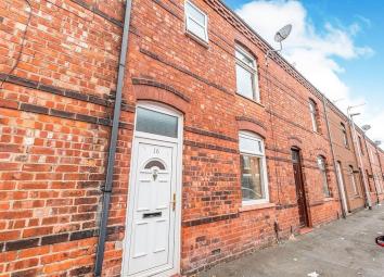 Terraced house For Sale in Wigan