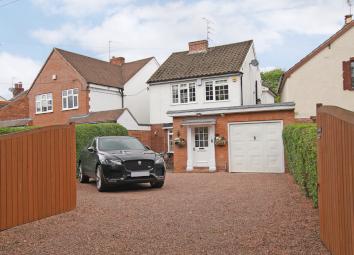 Link-detached house For Sale in Birmingham