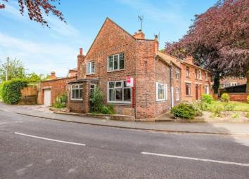 Semi-detached house For Sale in Yarm