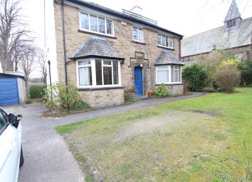 Detached house To Rent in Sheffield