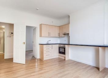 Flat To Rent in Wakefield