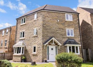 Detached house For Sale in Brighouse