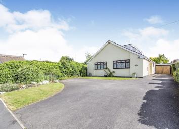 Detached house For Sale in Hinckley