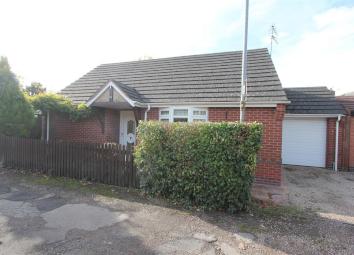 Detached bungalow For Sale in Hinckley