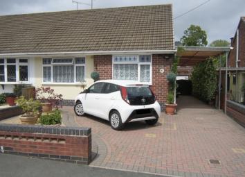 Semi-detached bungalow For Sale in Coventry