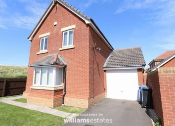 Detached house For Sale in Prestatyn