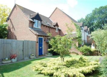 End terrace house For Sale in Tewkesbury