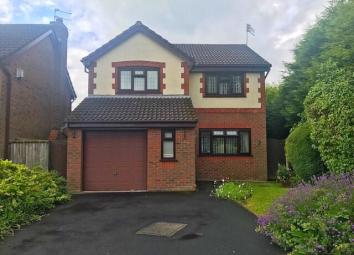 Detached house To Rent in Rochdale