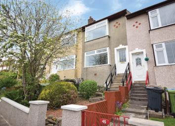 Terraced house For Sale in Glasgow