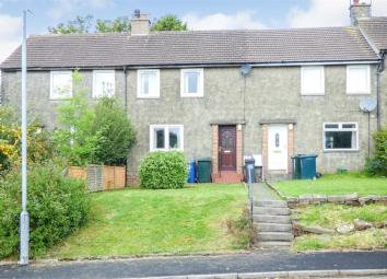 Terraced house For Sale in Dumbarton