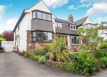 Semi-detached house For Sale in Bingley