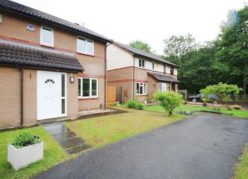 Semi-detached house To Rent in Warrington